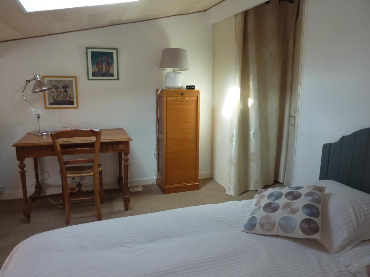 Bed and Breakfast Beaux Chenes Нерак Экстерьер фото